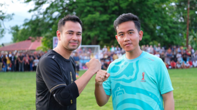 Gibran Main ‘Samsul Mini Soccer’ Bareng Raffi Ahmad dan Legenda Sepakbola Maluku