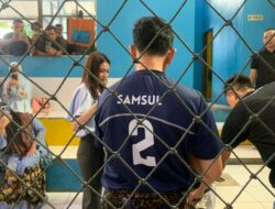 Gibran Fun Futsal Dengan Gus-Gus se-Jateng: Pake Sarung dan Jersi ‘Samsul’