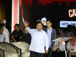 Prabowo Berkali-kali Setuju Dengan Pendapat Ganjar: Jangan-jangan Guru Kita Sama?