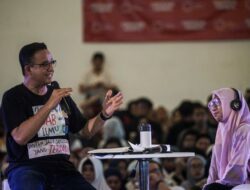 Anies: Lebih Penting Sejahterakan Guru Honorer Daripada Bangun IKN di Kalimantan