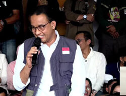Anies Kritik Zulhas Soal Bansos Dari Jokowi: Itu Uang Rakyat Yang Dititipkan!