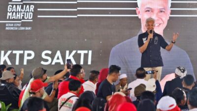 Ganjar Luncurkan KTP Sakti, Optimis Bansos Bakal Lebih Tepat Sasaran