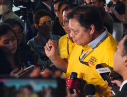 Airlangga Hartarto Bela Prabowo Soal Nilai Buruk Anies-Ganjar di Kemenhan
