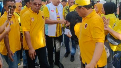 Ahmed Zaki Iskandar Blusukan Naik Motor Keluar Masuk Gang-gang Kecil di Koja Jakut