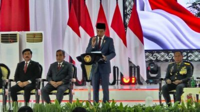 Jokowi Bantah Sidang Kabinet Bahas Makan Siang Gratis Masuk APBN 2025: Ndak Ada!