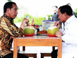 Makan Bakso Bareng di Magelang, Jokowi Dongkrak Elektabilitas Prabowo-Gibran di Jateng