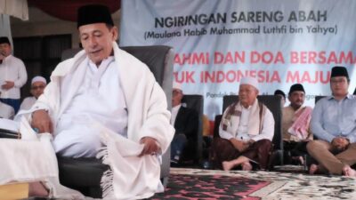 ‘Ngiring Sareng’ Habib Luthfi, Keluarga Besar Bani Falaq Deklarasi Dukung Prabowo-Gibran