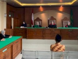 Bagi-bagi Amplop Rp. 50 Ribu, Caleg PAN di Lampung Divonis 8 Bulan Penjara