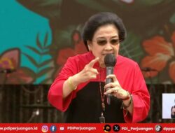 Megawati: Jangan Kesengsem Pilih Orang Hanya Dikasih Bansos dan Beras 10 Kg