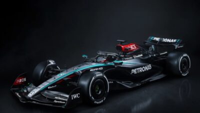 Mercedes-AMG Petronas Rilis Livery Baru, Kembali Gunakan Warna Perak di F1 2024
