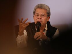 Todung Mulya Lubis Desak Komisi I DPR RI Panggil Prabowo Terkait Pengadaan Mirage 2000-5