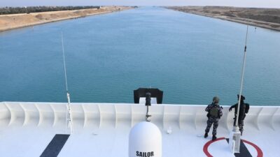 Alhamdulillah! Misi Kemanusiaan RI Untuk Gaza Sudah Tiba di Terusan Suez