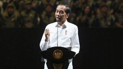 Lima Anomali Jokowi