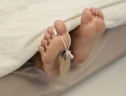 Geger! Penemuan Mayat Wanita Dalam Gudang Apotek Kimia Farma Samarinda