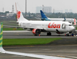 Tiket Pesawat Selalu Naik Saat Lebaran, KPPU Segera Panggil Garuda dan Lion Air