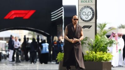 Lewis Hamilton Frustrasi Dengan Performa Mobil Mercedes W15 di F1 GP Arab Saudi 2024