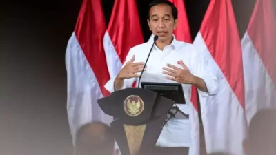 Suka Beri Kejutan, Jokowi Bakal Jadi Ketum Partai Golkar Atau Gerindra?