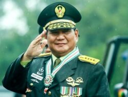 Bukan Hanya Bintang Empat, Prabowo Layak Dapat Penghargaan Jenderal Bintang Lima