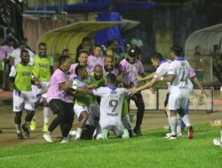 6-0 Atas Semen Padang, PSBS Biak Juara Liga 2 dan Sapu Bersih Semua Trofi