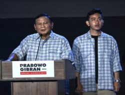 Ekonom UI: Tanpa Bansos dan Efek Jokowi, Suara Prabowo-Gibran Tak Tembus 58 Persen