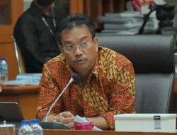 Edy Wuryanto Soal Ratusan Nakes Dipecat di Manggarai NTT: Kemunduran Demokrasi!