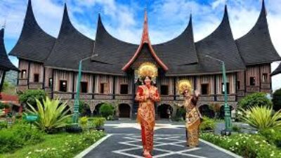 Ini 20 Destinasi Wisata di Padang Yang Hits dan Menarik Dikunjungi