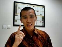 Miris! Ustadz Felix Siauw Ungkap Pelanggaran Bukber: Masjid Sepi, Maghrib dan Tarawih Lewat