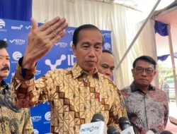 Ancang-ancang Gabung Partai Golkar, Jokowi Tunggu Rakernas PDIP Lihat Arah Politik Megawati