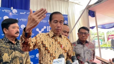 Ancang-ancang Gabung Partai Golkar, Jokowi Tunggu Rakernas PDIP Lihat Arah Politik Megawati