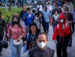 Situasi Indonesia Terkini: Kelas Atas Aman, Kelas Menengah-Bawah Menderita
