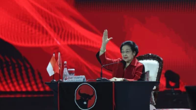 Megawati Belum Putuskan Jadi Oposisi atau Gabung Koalisi: Gua Mainin Dulu Dong!