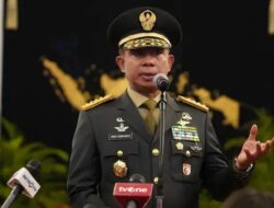 Panglima Jenderal Agus Subiyanto Anjurkan Para Prajurit TNI Shalat Subuh Berjamaah