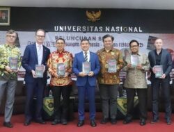 Guru Besar Unas, Prof Yuddy Chrisnandi Luncurkan Buku Tentang Ukraina
