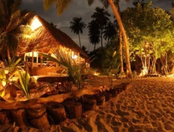 Botik Resort, Penginapan Eksklusif Yang Ditempati Vokalis Red Hot Chilli Pepper Saat ke Mentawai