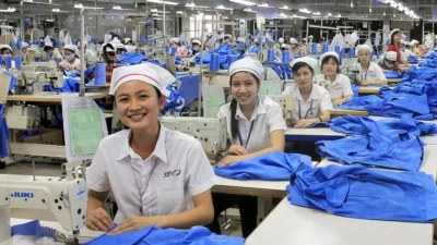Kalah Bersaing Dengan Produk Impor, PHK Massal Sapu 13.800 Pekerja Industri Tekstil