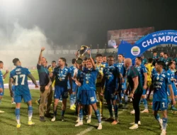 Bawa Persija Jakarta dan Persib Bandung Juara, Rezaldi Hehanusa: Alhamdulillah!