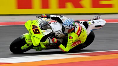 Wah! Fabio Di Giannantonio Ikutan Cek Khodam Sebelum Tampil di Parade MotoGP Mandalika 2024