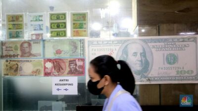 Ekonomi RI Sedang Sulit, Kelas Menengah Terancam Turun Kasta