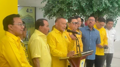 Lodewijk F Paulus: Partai Golkar Pasang Target 60 Persen Memang Pilkada Serentak