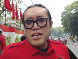 Ono Surono Sebut Ada Tangan Luar Yang Tak Mau Anies Maju Pilgub Jabar: Mulyono and The Geng!