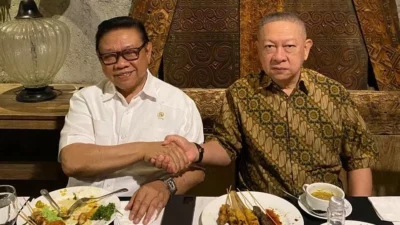 Agung Laksono Sindir Rangkap Jabatan di Partai Golkar: Jangan Ada Lagi! Biar Merata!