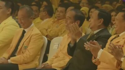 Bahlil Komentari Jokowi Pakai Kemeja Kuning: Paten Barang Ini!