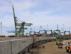 Tanggul Laut Raksasa di Pesisir Jajarta Sepanjang 11 Kilometer Rampung 2025