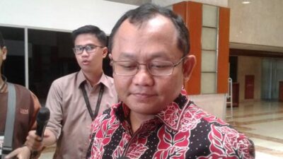 Sarmuji Ungkap Alasan Bambang Patijaya Belum Ditetapkan Jadi Ketua Komisi XII DPR RI