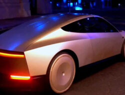 Dibanderol Rp. 466 Juta, Elon Musk Janji Taksi Robot Cybercab bisa Dibeli Sebelum 2027