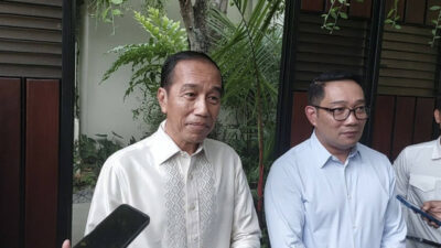 Hasto Kristiyanto Soroti Ridwan Kamil-Ahmad Luthfi Minta Bantuan Jokowi di Pilkada 2024