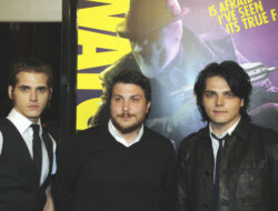 Eks Drummer My Chemical Romance, Bob Bryar, Meninggal Jelang Hari Thanksgiving