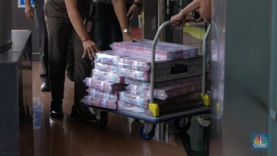 Menang Undian Rp. 50 Miliar, Prajurit TNI Ini Kaya Mendadak