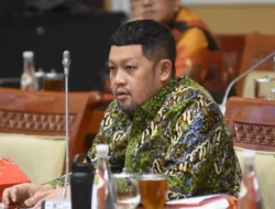 Senpi Disalahgunakan, Abdullah Sarankan Polri Hanya Bawa Pentungan Saja