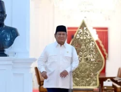 Di Tengah Viral Gus Miftah Hina Penjual Es Teh, Prabowo Angkat Derajat Pedagang Kecil